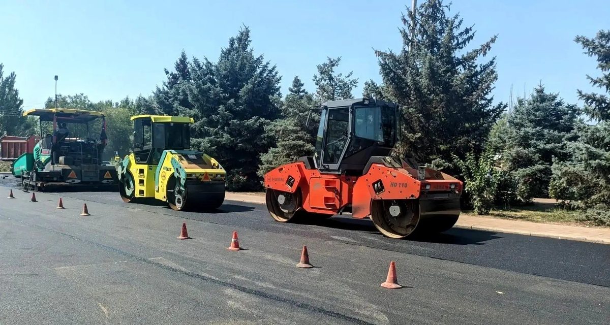 На Привокзальной площади Волжского завершили укладку асфальта